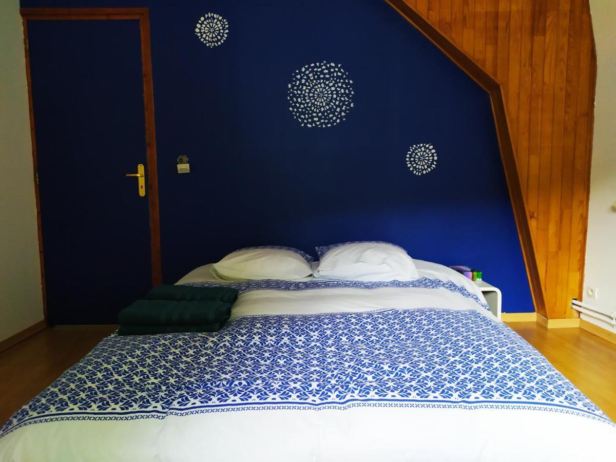 Chez Josephine Et Pierre Apartment Касел Екстериор снимка